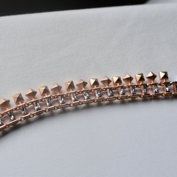 Kendra Scott | Oscar Rose Gold Choker Necklace - Picture 4 of 5